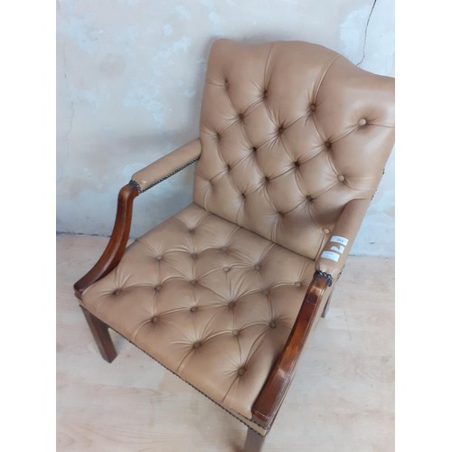 352 - A GAINSBOROUGH  BUTTON BACK LEATHER LIBRARY CHAIR