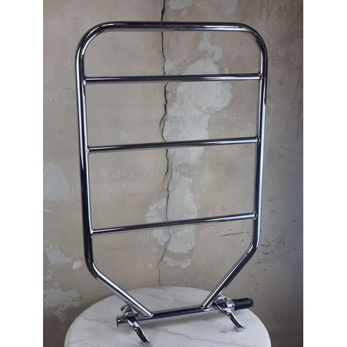 60A - A CHROME TOWEL RAIL