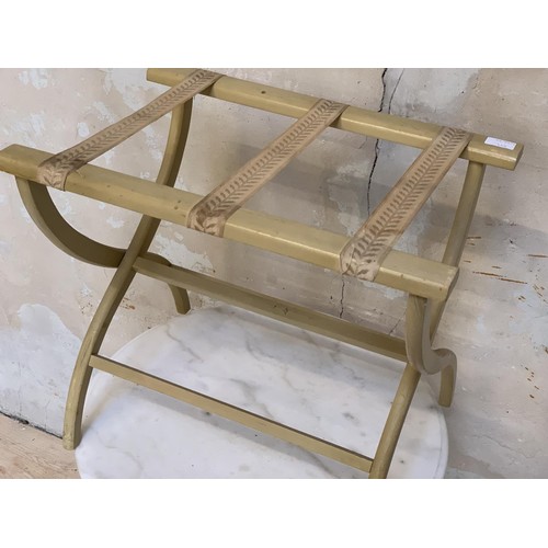 90 - LUGGAGE RACK