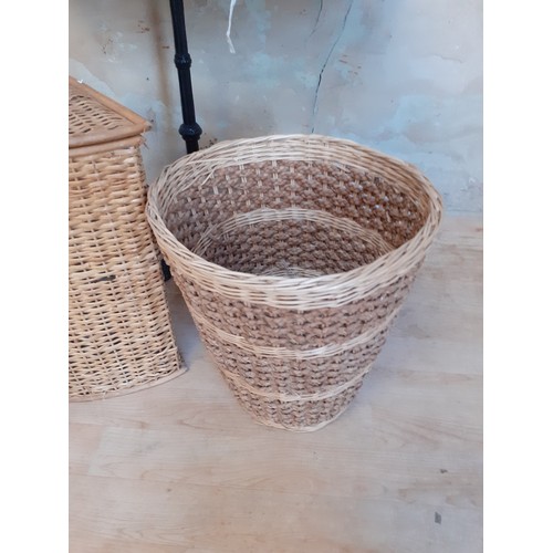 96 - QTY OF WICKER ITEMS