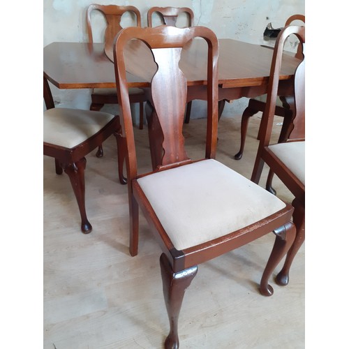 139 - A DRAWLEAF TABLE WITH 6 CHAIRS