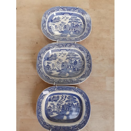 179 - 3 WILLOW PATTERN PLATTERS