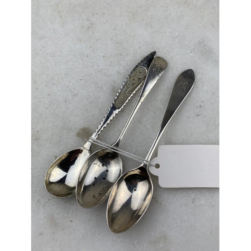 196 - 3 MIXED SILVER TEA SPOONS 32grms