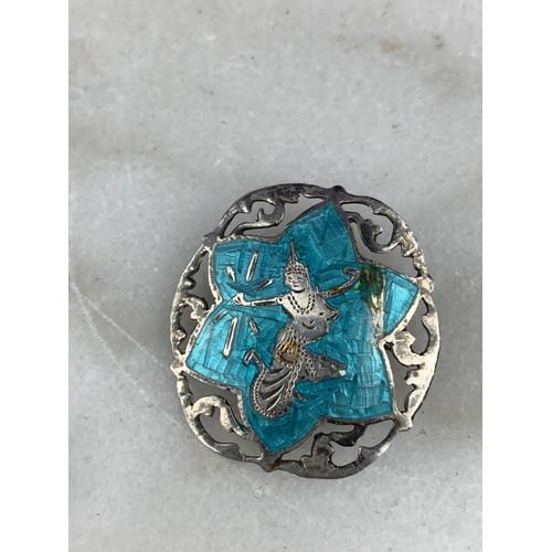 230 - A SILVER ENAMEL SIAM BROOCH