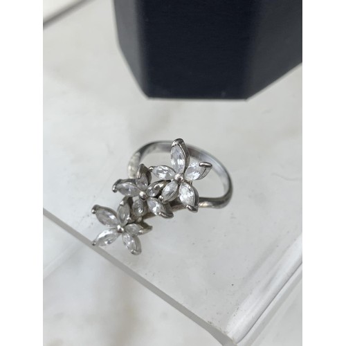 232 - SILVER GEMSET FLORAL RING