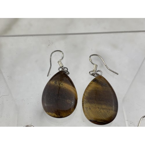 252 - 2 PAIRS OF TIGERS EYE EARRINGS WITH SILVER FITTINGS