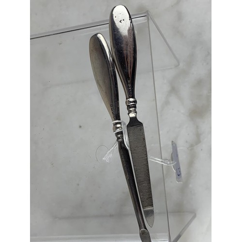 202 - A SILVER MANICURE SET BIRMINGHAM 1947 (27.8grms)