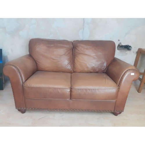 160 - A QUAILTY BROWN LEATHER 2 SEATTER (SLIGHT WEAR)