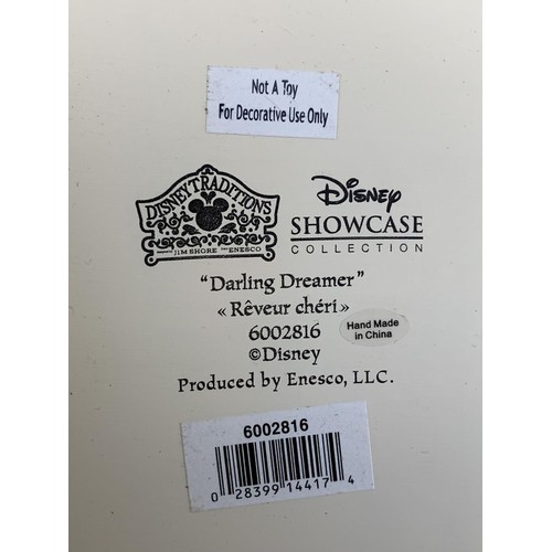 281 - DISNEY SHOWCASE COLLECTION 