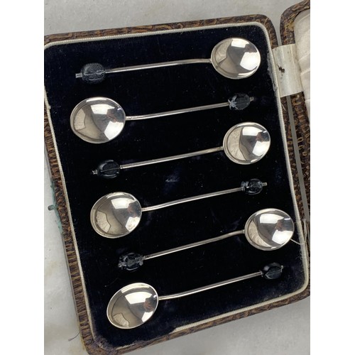 404 - CASED SILVER COFFEE BEAN SPOONS BIRMINGHAM 1934    42 grms