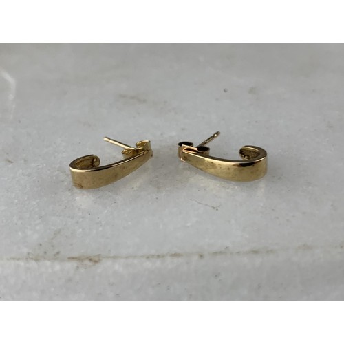 410 - 9CT NEAT HALF HOOP EARRINGS