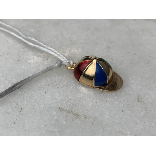 450 - A 9CT GOLD & ENAMEL CAP FOB WEIGHS 1.3G