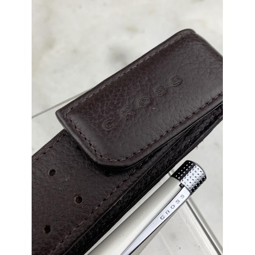 567 - A COLLECTABLE CROSS PEN IN LEATHER HOLDER