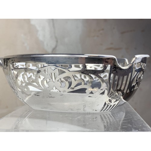 215 - PIERCED SILVER BASKET BIRMINGHAM 108.9gms