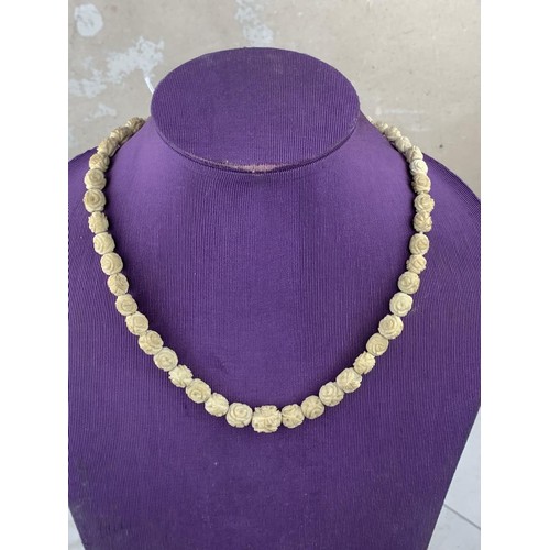 631 - ANTIQUE BONE CARVED NECKLACE