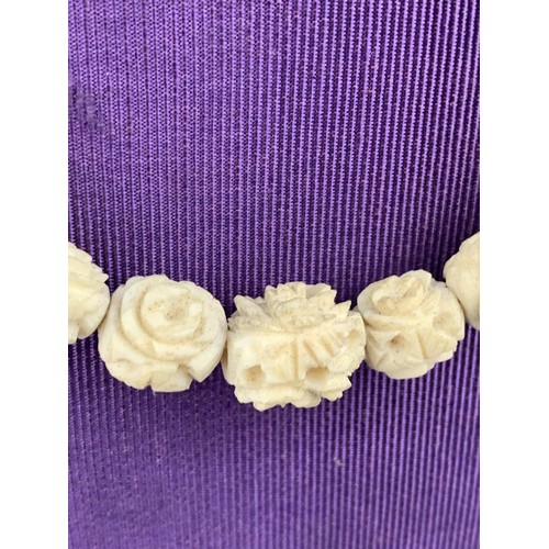 631 - ANTIQUE BONE CARVED NECKLACE