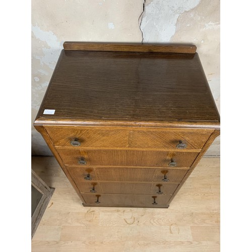 112 - A TALL 5 DRAWER OAK CHEST OF DRAWERS