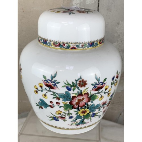 130 - A QUANTITY OF ORIENTAL WARE