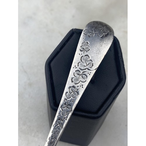 260 - A SHEFFIELD SILVER SPOON WITH SHAMROCK TO HANDLE