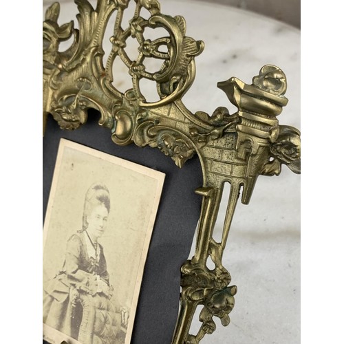 349 - VERY ORNATE DOUBLE ANTIQUE BRASS PHOTO FRAME 12 X 10