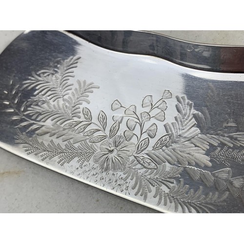 357 - A FLORAL; PATTERNED ORNATE BONE HANDLED CRUMB TRAY