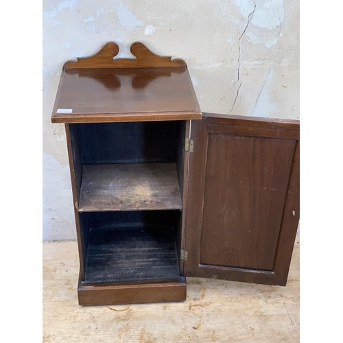 359 - A MAHOGANY POT CUPBOARD