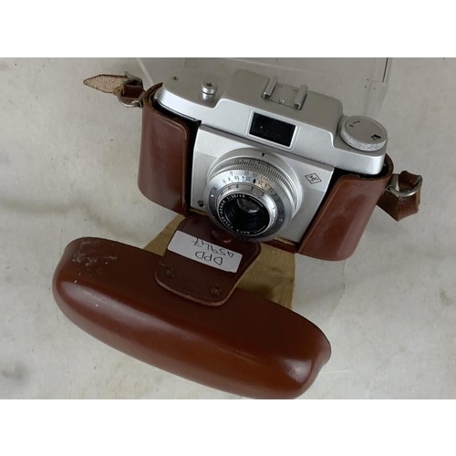 392 - A GERMAN CAMERA IN CASE