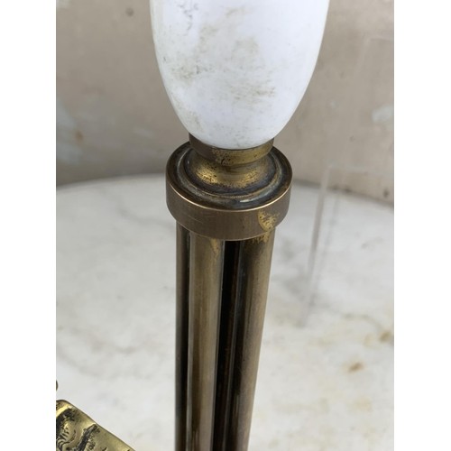 407 - A HEAVY BRASS GENT LAMP BASE 11