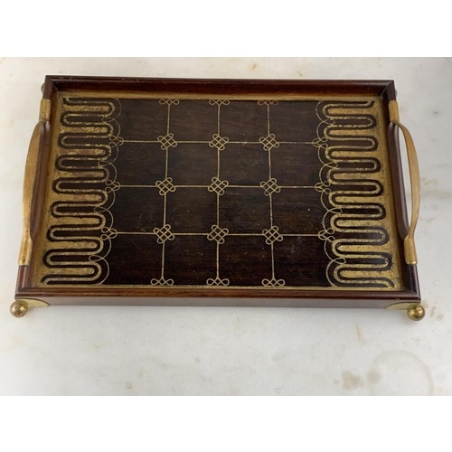 542 - A STUNNING TRAY WITH BRAS INLAY ON BRASS BALL FOOT 14X9