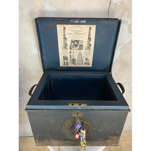 708 - AN ANTIQUE MILNERS DEED/SAFE BOX COMPLETE WITH KEY 24 x 17 x 17