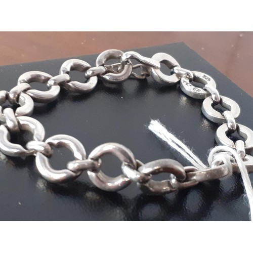 268A - A HEAVY SILVER 925 BRACELET 28.6grms