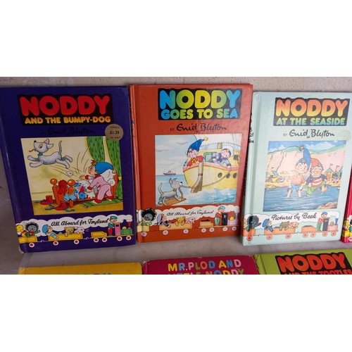 35 - VINTAGE NODDY BOOKS