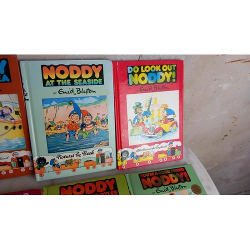 35 - VINTAGE NODDY BOOKS