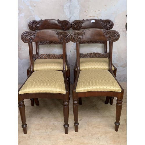 60 - A SET OF 4 QUALITY ANTIQUE BARBACK CARVED CHAIRS FINISHED IN A RICH GOLD FABRIC