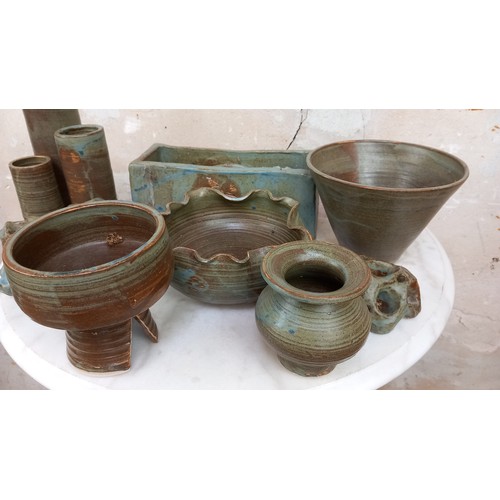 28 - LOT OF STUDIO WARE POTTERY IMPRESSED WITH LETTER M