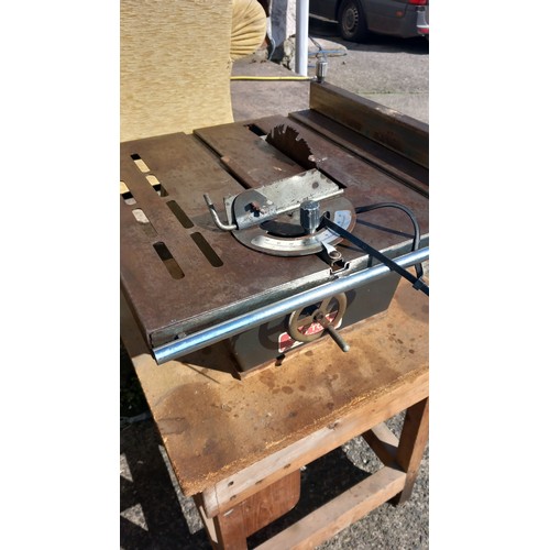 30 - A TABLE SAW ON STAND NO BELT