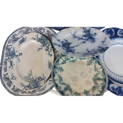 45 - QTY OF BLUE AND WHITE WARE