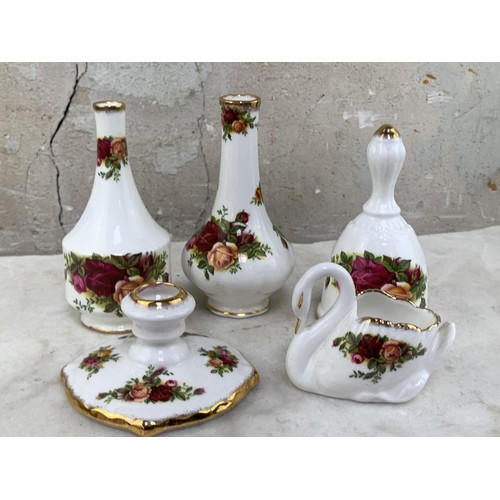 70 - ROYAL ALBERT OLD COUNTRY ROSE 5 PIECE LOT