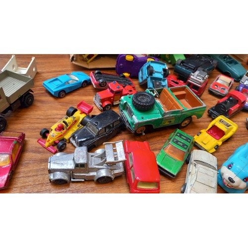 141 - BOX OF CORGI MATCHBOX AND OTHER DIE CAST TOYS