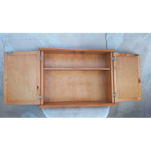 173 - A DOUBLE MIRRORED DOOR PINE BATHROOM CABINET