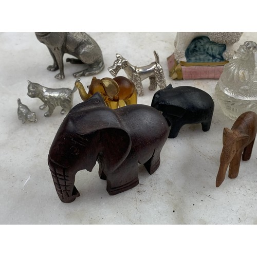 175 - A MIXED LOT OF VINTAGE & ANTIQUE COLLECTION ANIMALS FIGURINES