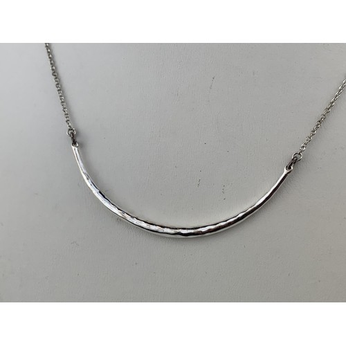 218 - A SILVER CURVE FRONT NECKLACE  WITH 2 CLASPS