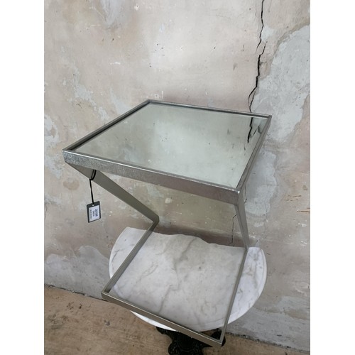 390 - CHROME AND MIRRORED DESIGNER STYLE TABLE 15