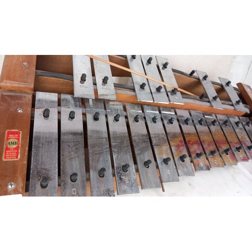 380 - VINTAGE XYLOPHONE