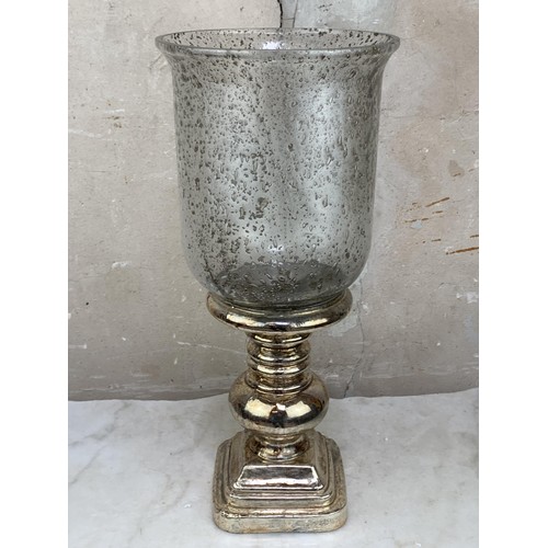 469 - LUSTRE FINISHED CANDLE URN