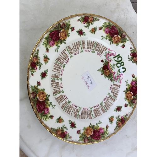 480 - ROYAL ALBERT OLD COUNTRY ROSE 1980 CALENDER PLATE