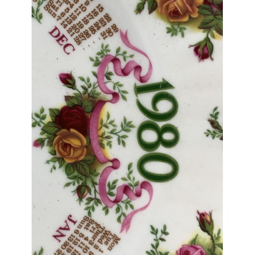 480 - ROYAL ALBERT OLD COUNTRY ROSE 1980 CALENDER PLATE