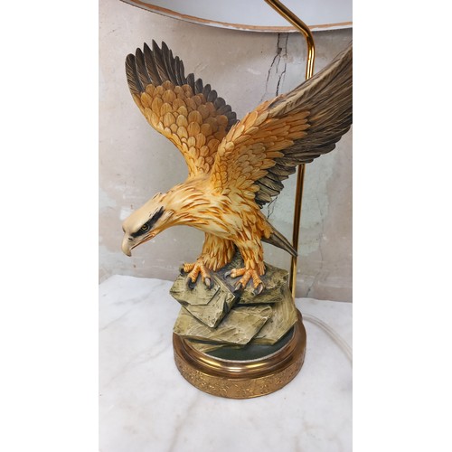 495 - EAGLE TABLE LAMP WITH BRASS BASE