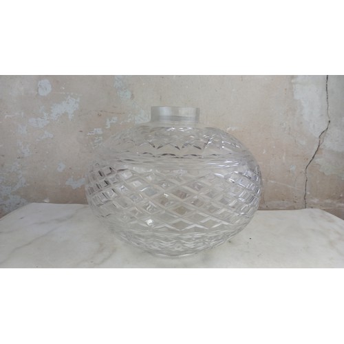 901 - LARGE TYRONE CRYSTAL LAMP SHADE