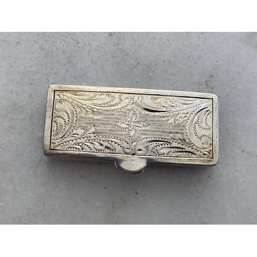 569 - 925 ORNATE PILL BOX